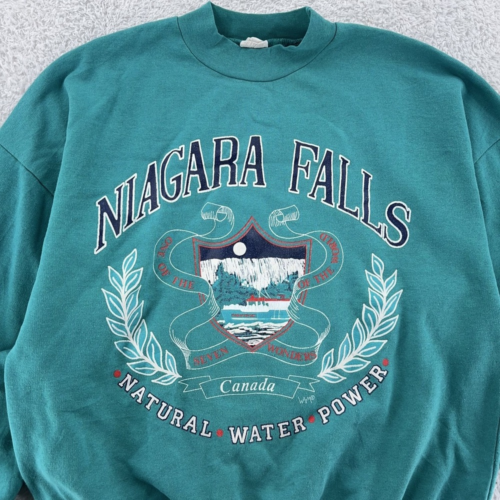 Vintage Niagara‎ Falls Sweatshirt BOXY SHORT Medium Green Canada Crewneck 90s